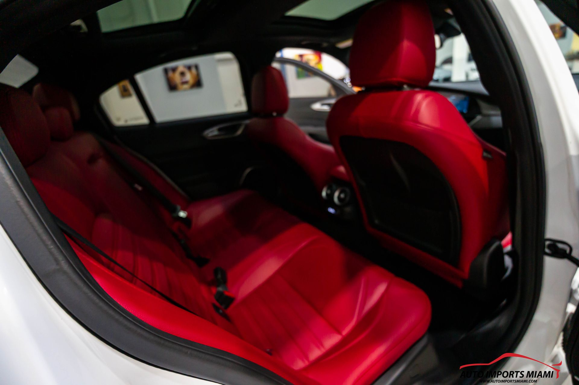 2022 Alfa Romeo Giulia Ti - VELOCE photo 11