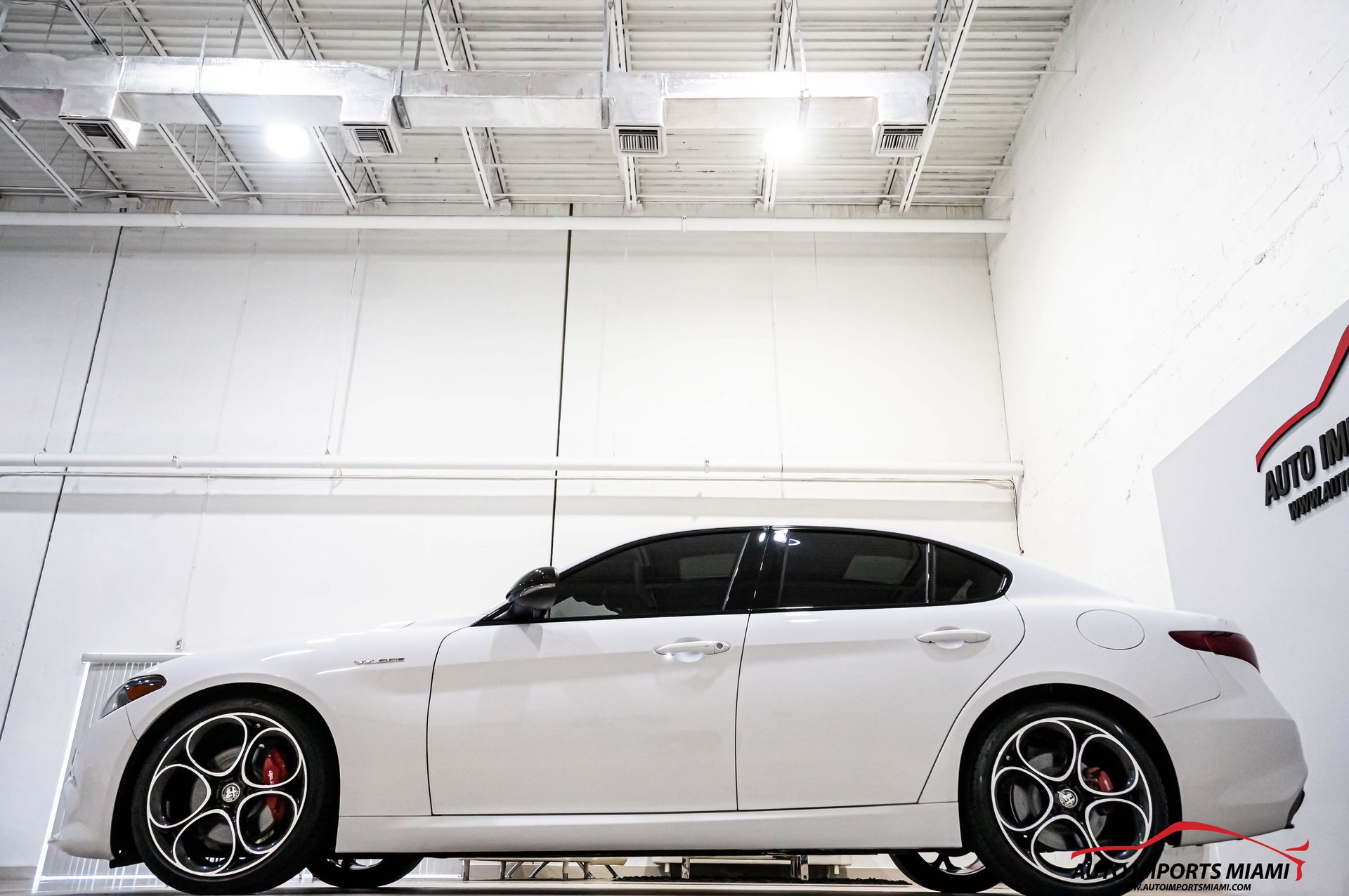 2022 Alfa Romeo Giulia Ti - VELOCE photo 15