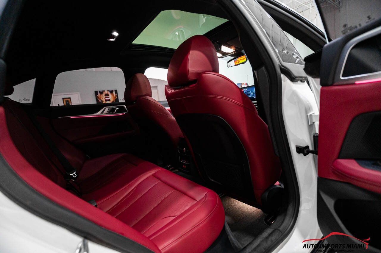 2022 Bmw i4 eDrive40 photo 11