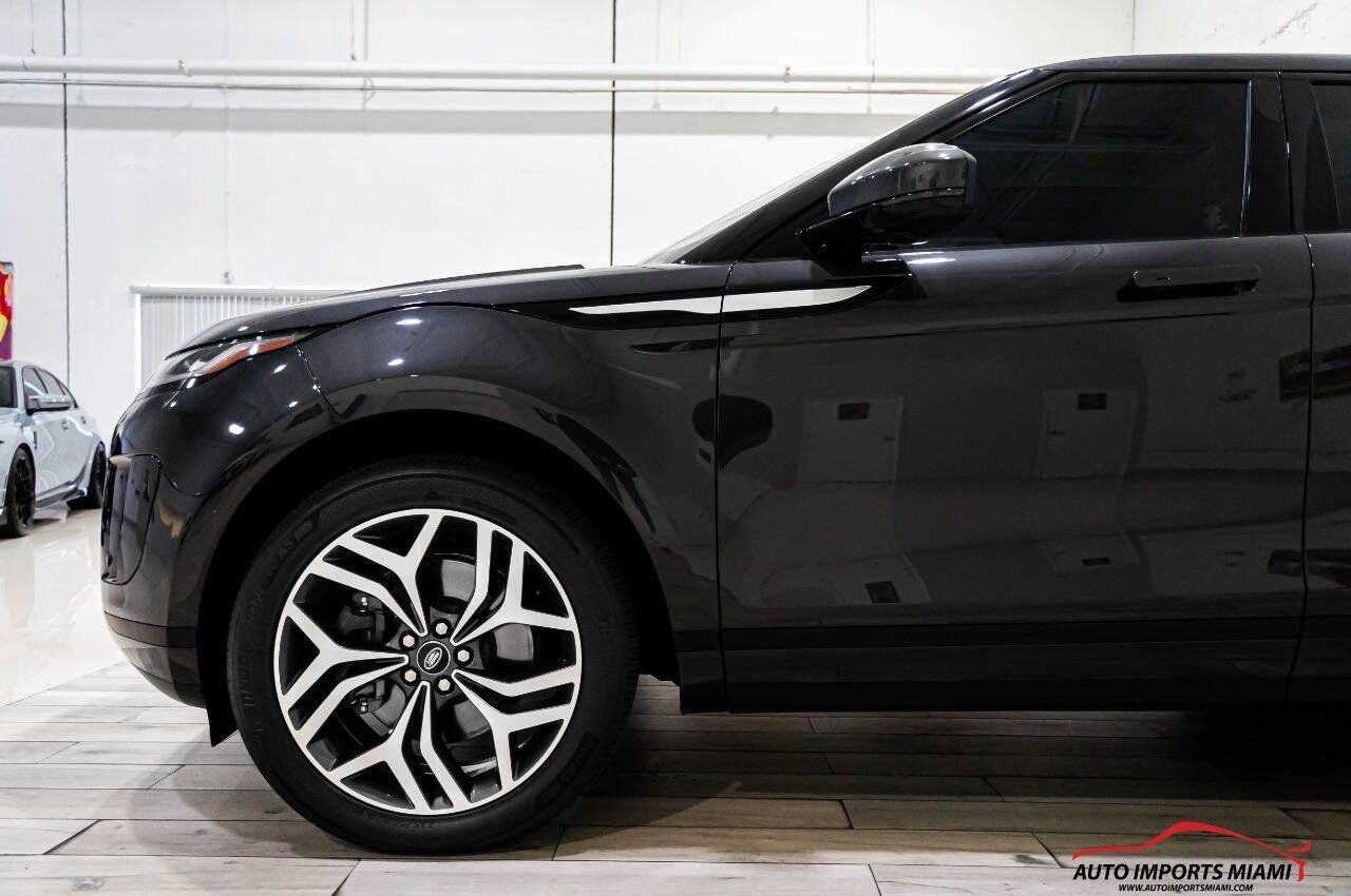 2022 Land Rover Range Rover Evoque SE photo 16