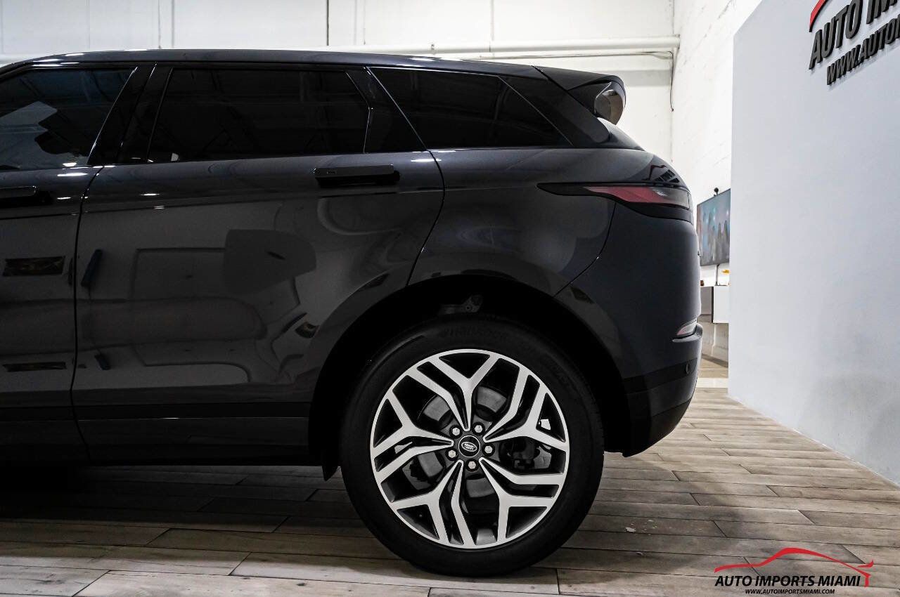 2022 Land Rover Range Rover Evoque SE photo 17