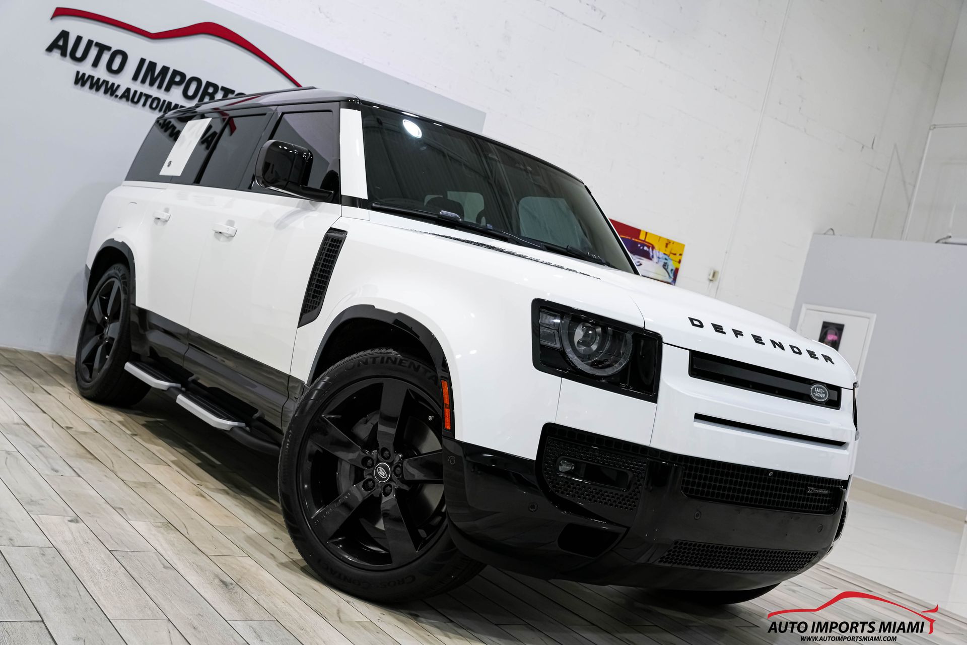 2023 Land Rover Defender 130 X-Dynamic SE photo 22