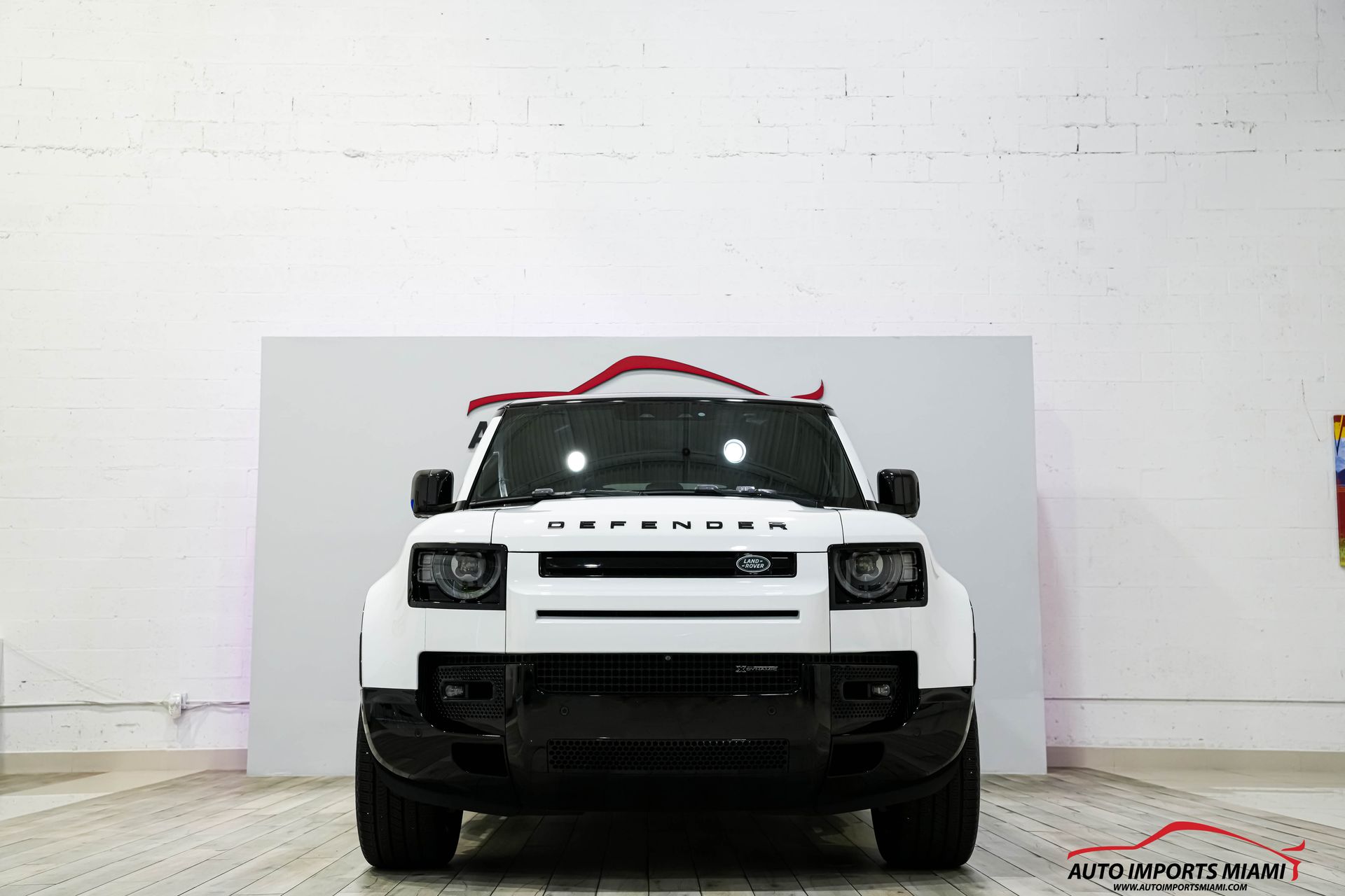 2023 Land Rover Defender 130 X-Dynamic SE photo 27