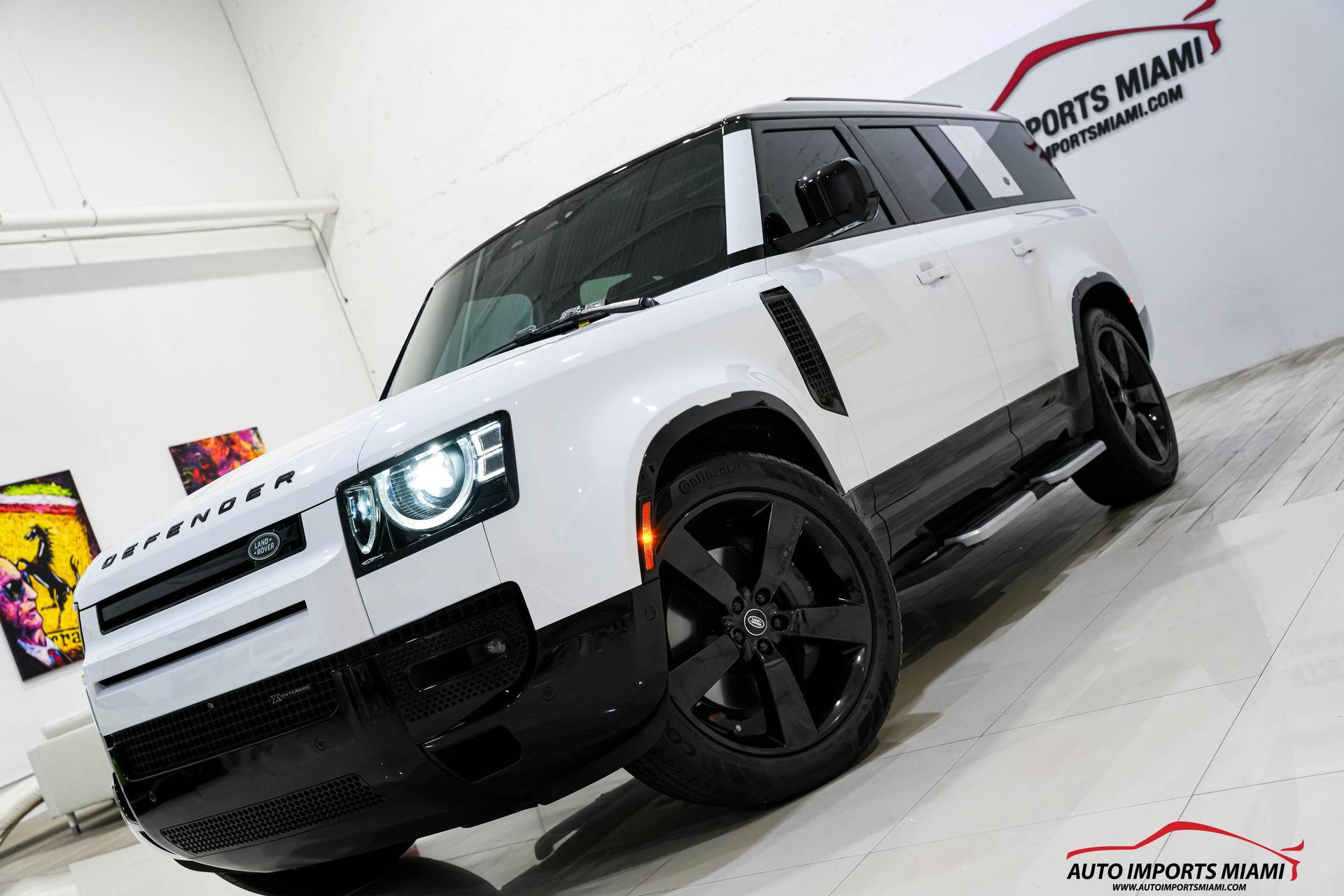 2023 Land Rover Defender 130 X-Dynamic SE photo 29
