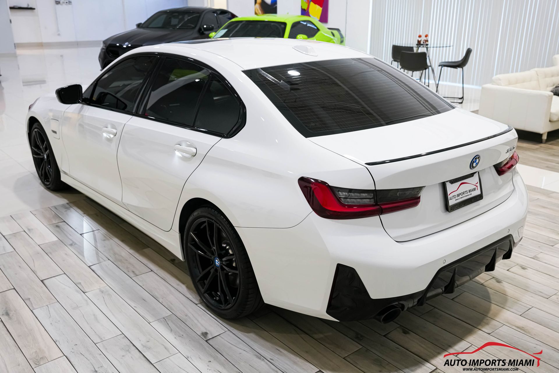 2023 Bmw 330e photo 14