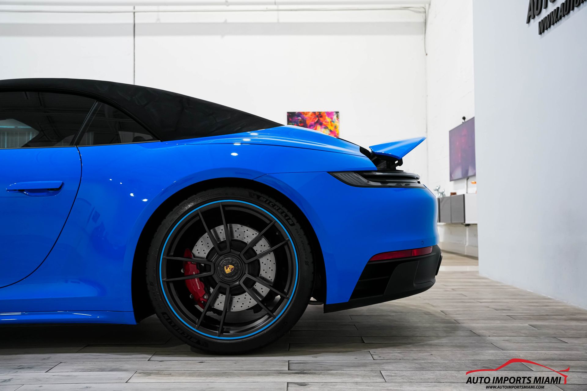2023 Porsche 911 4S 4 GTS photo 10