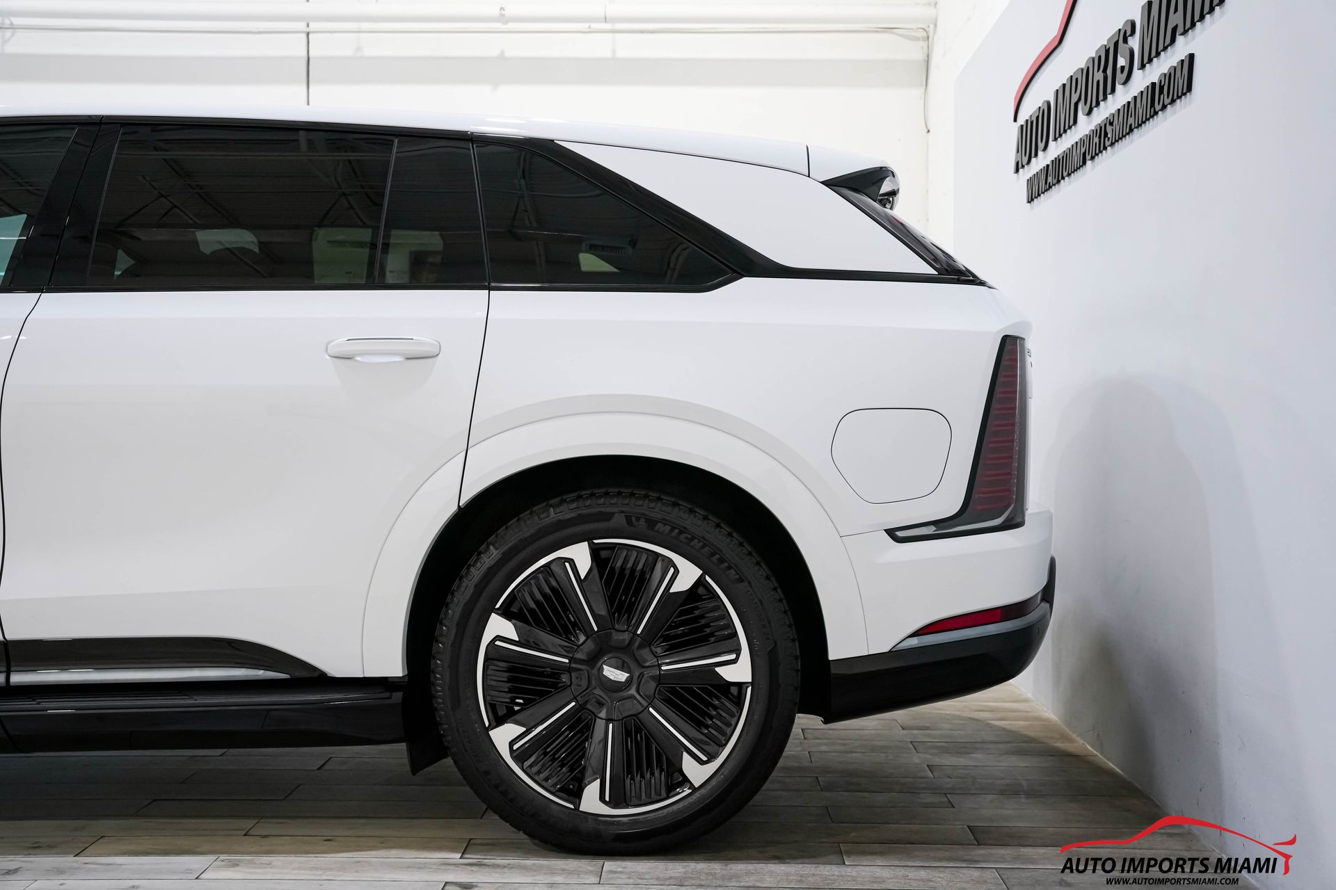 2025 Cadillac Escalade IQ Sport photo 13