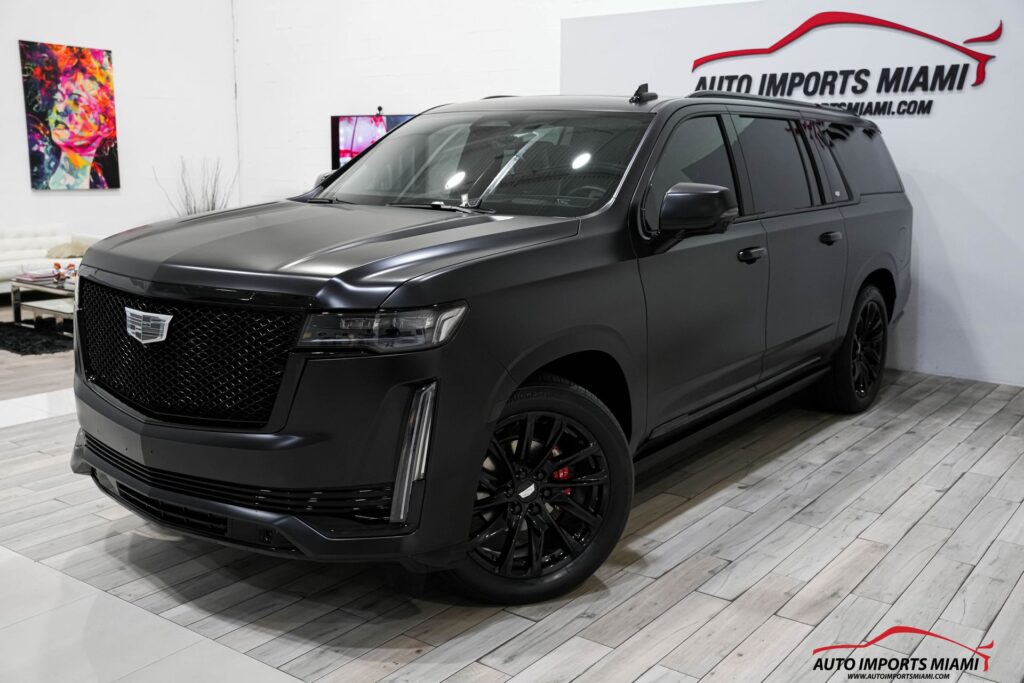 2023 Cadillac Escalade ESV Sport Platinum's photo